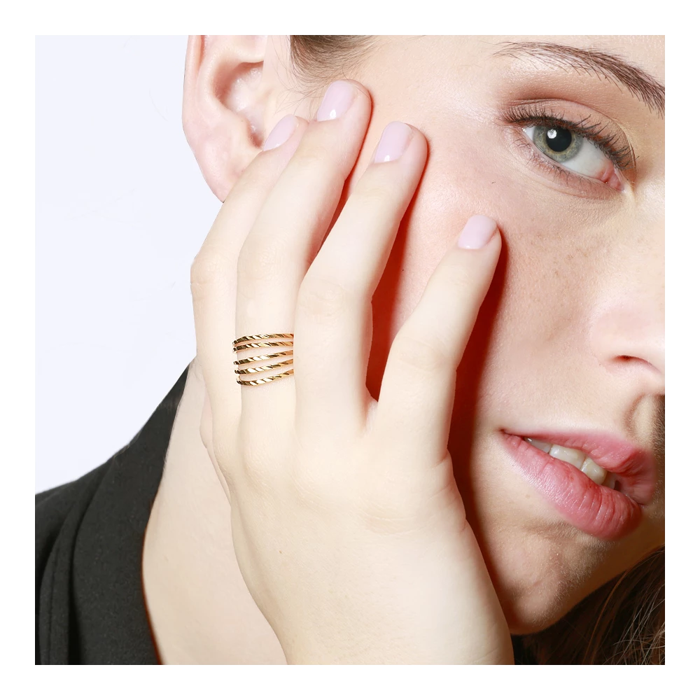 Anillo Five Lines