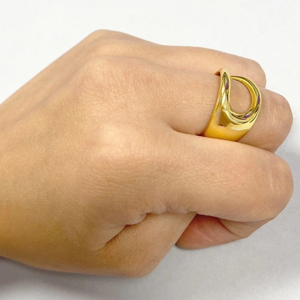 Anillo gota hueca